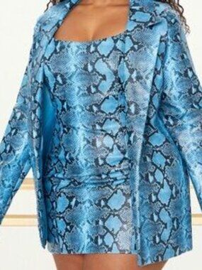 PrettyLittleThing Blue Snake Print Blazer Jacket ONLY Size 1X